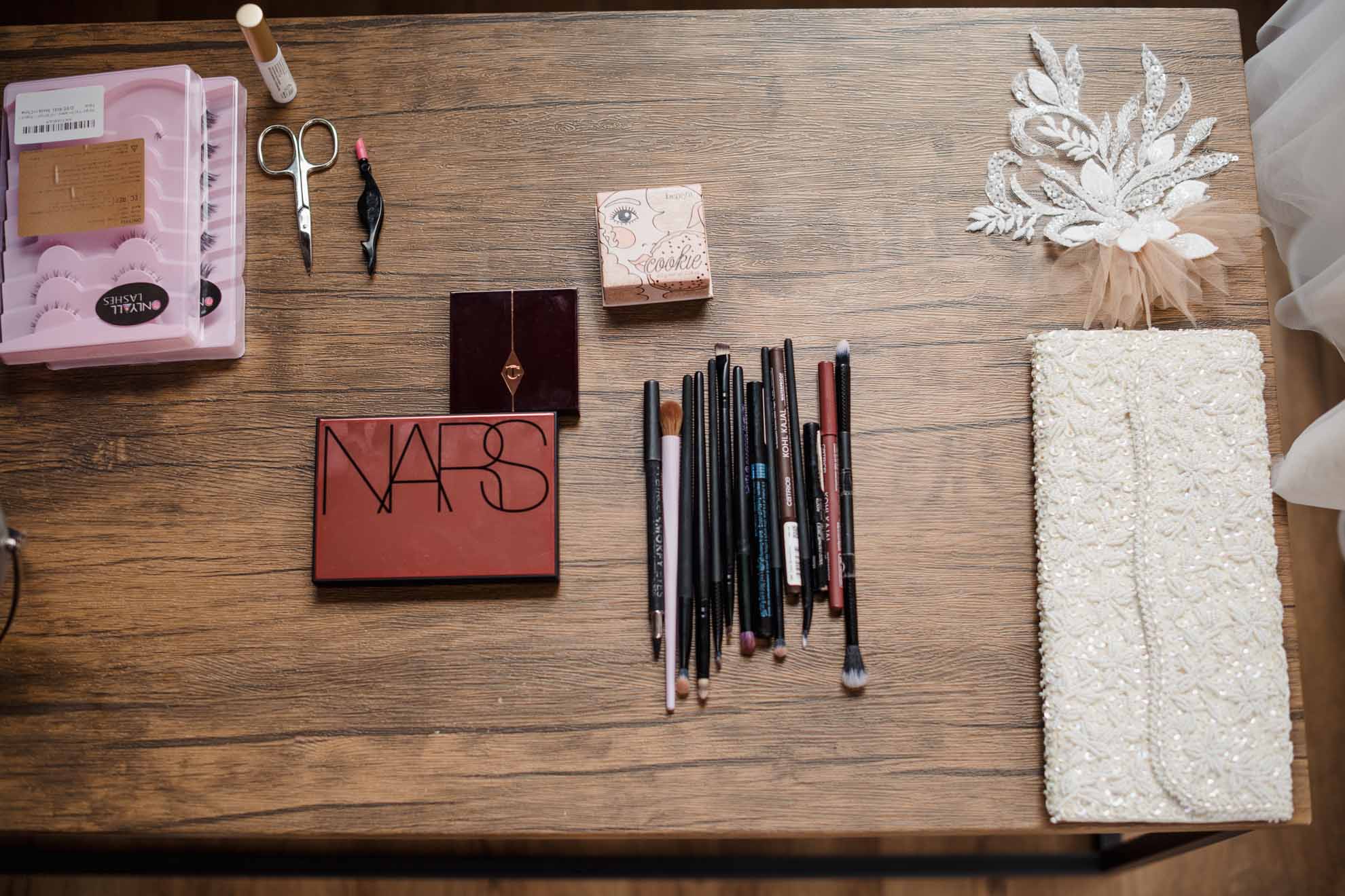 Hochzeit, Bamberg, Getting Ready, Braut, Braeutigam, Kleid, Makeup